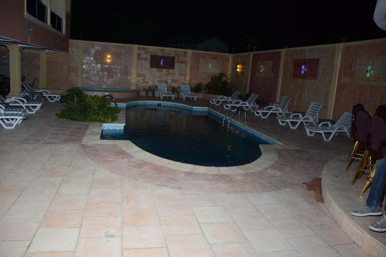 Hotel Tabarre 'S Palace Port-au-Prince Exterior foto