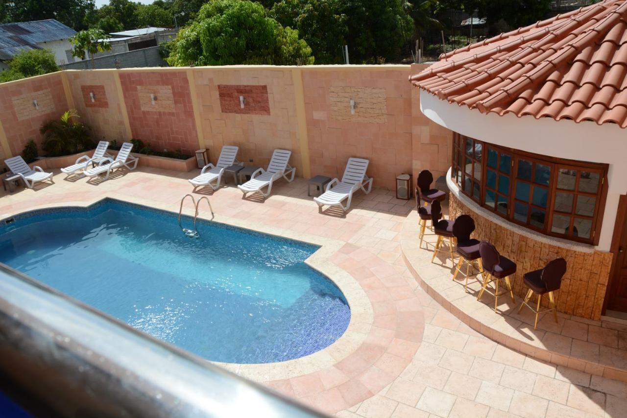 Hotel Tabarre 'S Palace Port-au-Prince Exterior foto