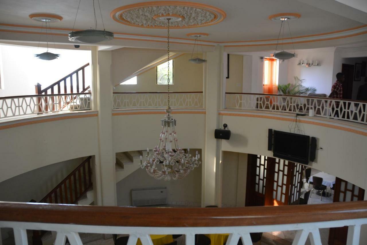 Hotel Tabarre 'S Palace Port-au-Prince Exterior foto