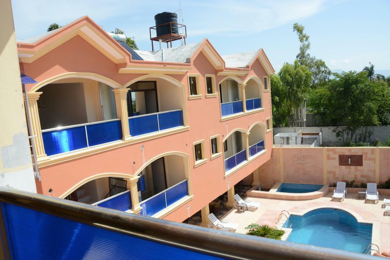 Hotel Tabarre 'S Palace Port-au-Prince Exterior foto